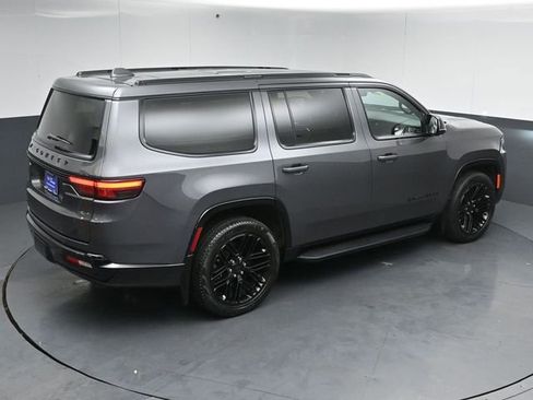 Used 2023 Jeep Wagoneer Series II AWD/4WD image 52