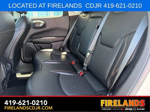 Used 2020 Jeep Compass Limited AWD/4WD image 3