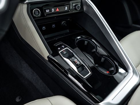 Certified 2025 Audi Q5 Premium Plus w/ Premium Plus image 11