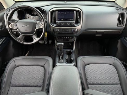Used 2020 Chevrolet Colorado Z71 image 10