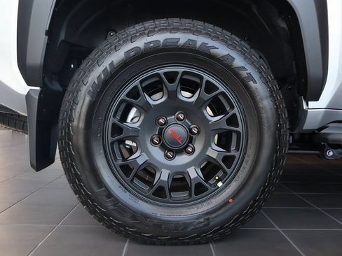 Used 2026 Toyota 4Runner TRD Off-Road Premium w/ Tow Technology Package AWD/4WD image 15