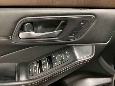 Certified 2023 Nissan Rogue SL w/ SL Premium Package AWD/4WD image 10