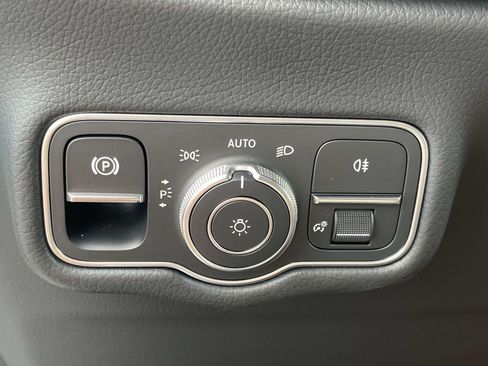 Certified 2025 Mercedes-Benz G 550 image 40