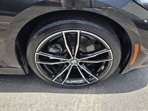 Used 2023 BMW 330i Sedan w/ M Sport Package RWD image 18