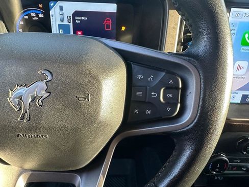 Used 2022 Ford Bronco Outer Banks AWD/4WD image 13
