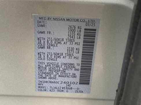 Used 2025 Nissan Pathfinder SV FWD image 32