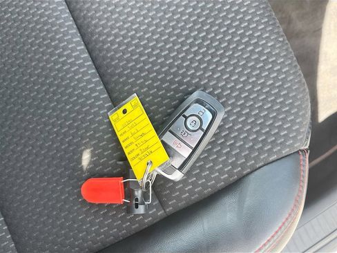 Used 2023 Ford Escape ST-Line w/ Equipment Group 301A FWD image 31