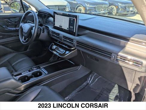 Used 2023 Lincoln Corsair Reserve w/ Equipment Group 201A image 25