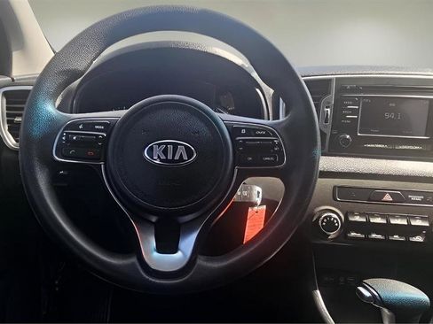 Used 2017 Kia Sportage LX image 12