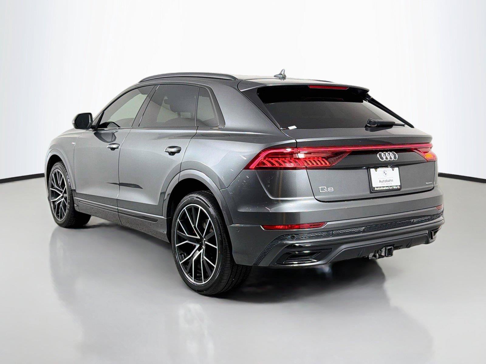 Used 2020 Audi Q8 Prestige w/ Prestige Package AWD/4WD image 7