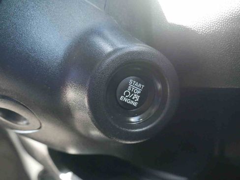 Used 2023 RAM ProMaster 2500 FWD image 32