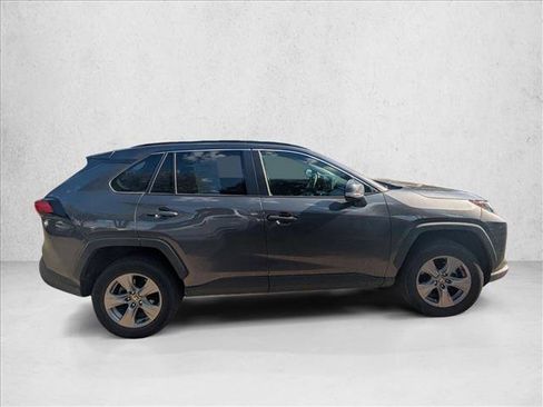 Used 2024 Toyota RAV4 XLE AWD/4WD image 3