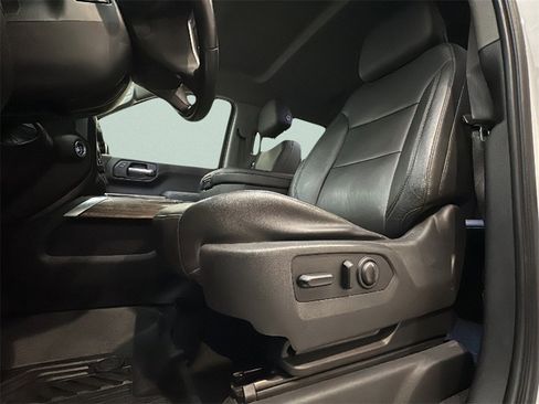 Used 2020 Chevrolet Silverado 1500 LT Trail Boss image 9