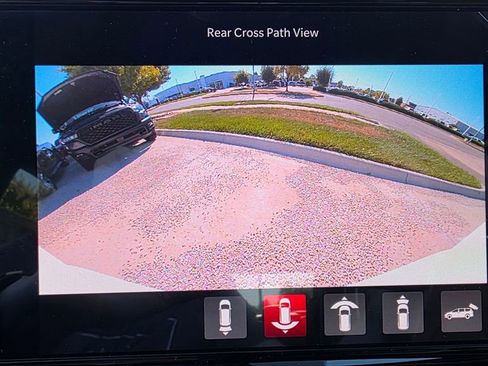 New 2026 Chrysler Pacifica Pinnacle image 39