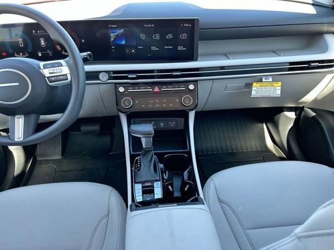 New 2026 Hyundai Tucson SEL image 17