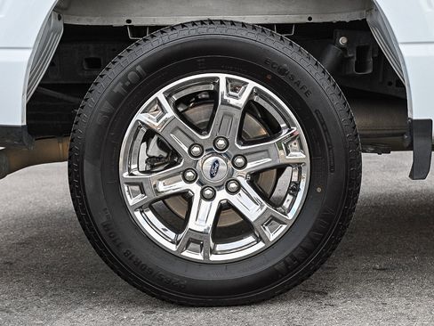 Used 2023 Ford F150 Lariat image 12