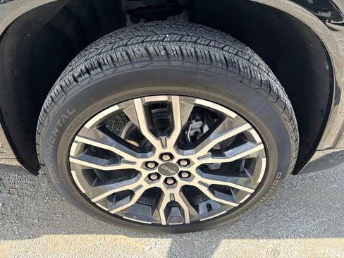 Used 2026 GMC Acadia Denali Ultimate w/ LPO, Floor Liner Package FWD image 14