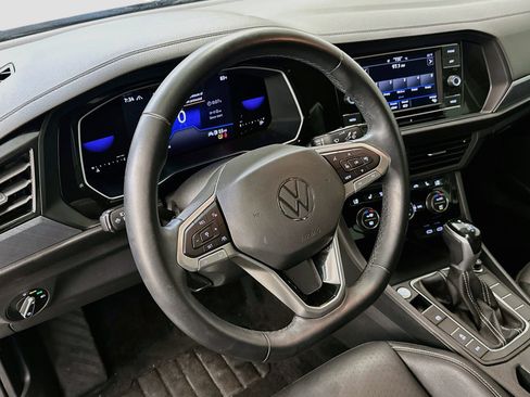 Used 2022 Volkswagen Jetta SE FWD image 18