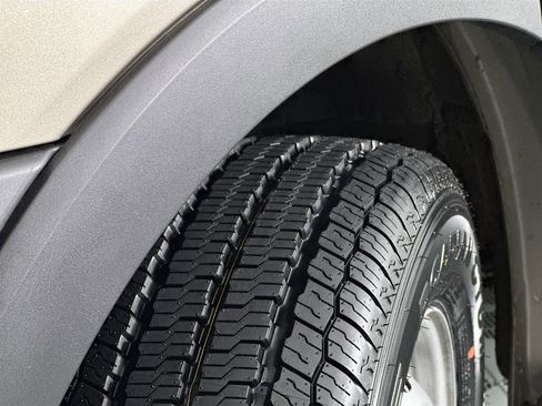 Used 2020 Ford Transit 350 XL image 47