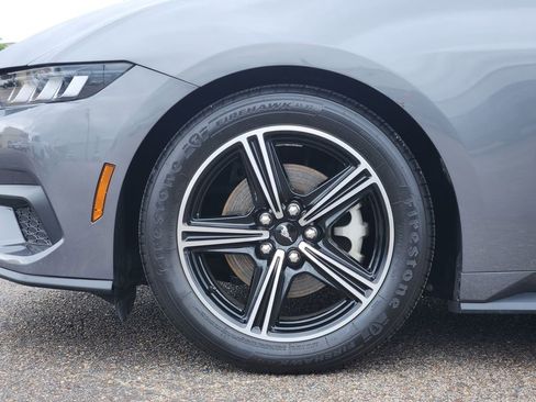 Used 2024 Ford Mustang Coupe image 10