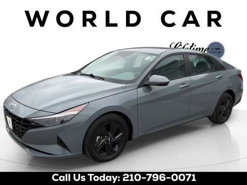 Used 2023 Hyundai Elantra SEL image 7