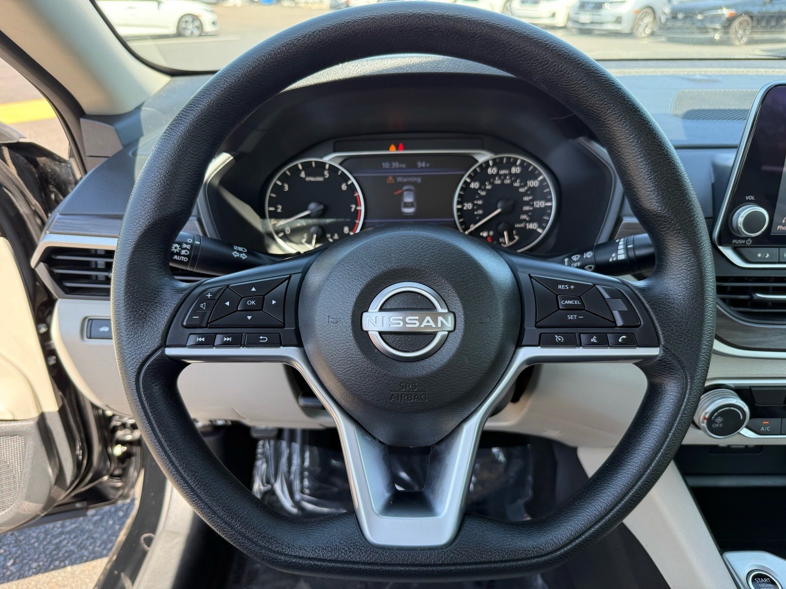 Used 2025 Nissan Altima 2.5 SV FWD image 16