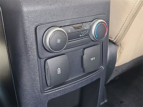 Used 2021 Ford Explorer XLT w/ Equipment Group 202A image 19