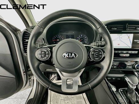 Used 2021 Kia Soul EX FWD image 14