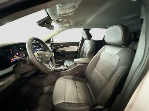 New 2026 Chevrolet Trax LT w/ Driver Confidence Package image 21