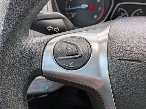 Used 2012 Ford Focus SE FWD image 17