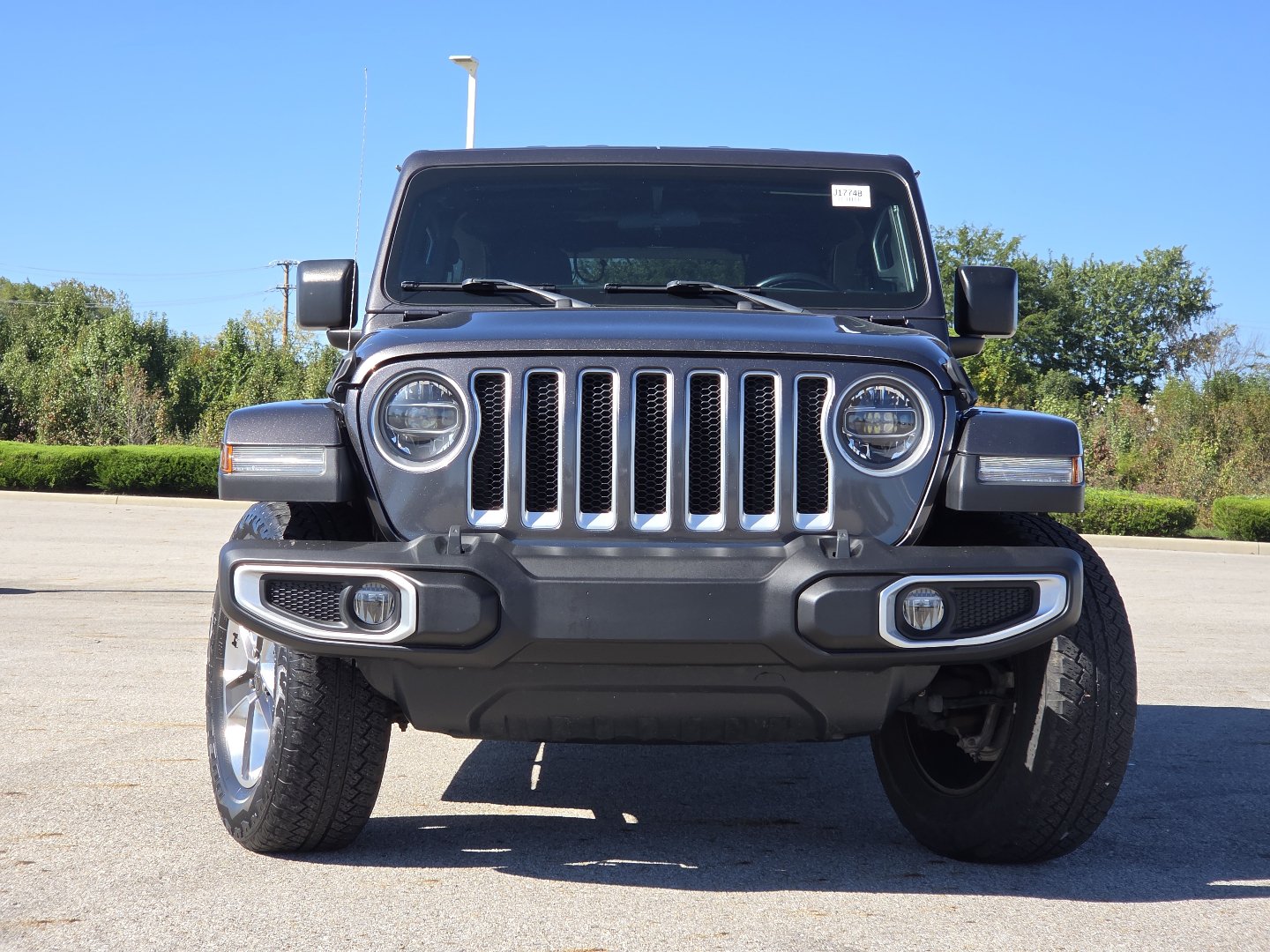 Used 2020 Jeep Wrangler Unlimited Sahara w/ LED Lighting Group AWD/4WD image 11