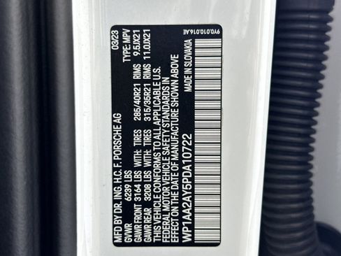 Certified 2023 Porsche Cayenne image 35