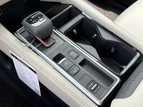 New 2026 Nissan Pathfinder SL w/ Cargo Package FWD image 7