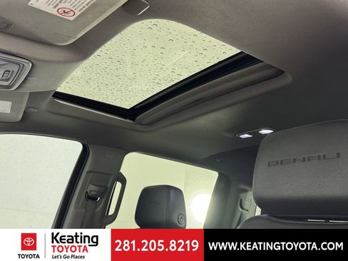 Used 2023 GMC Sierra 2500 Denali w/ Denali Ultimate Package image 19