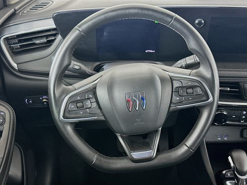 Used 2024 Buick Encore GX Sport Touring FWD image 18