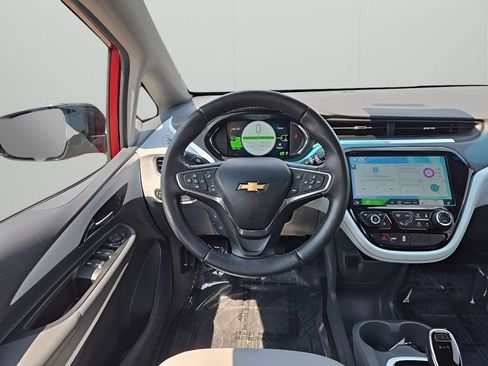 Used 2021 Chevrolet Bolt LT FWD image 24