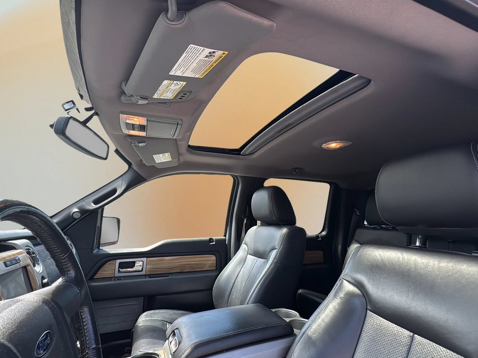 Used 2011 Ford F150 Lariat w/ Lariat Chrome Pkg RWD image 24