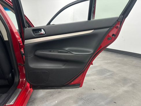 Used 2013 INFINITI G37 4dr x AWD w/ Premium Pkg image 29