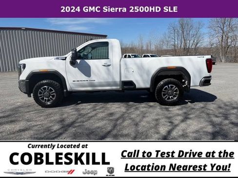 Used 2024 GMC Sierra 2500 SLE w/ SLE Convenience Package AWD/4WD image 8