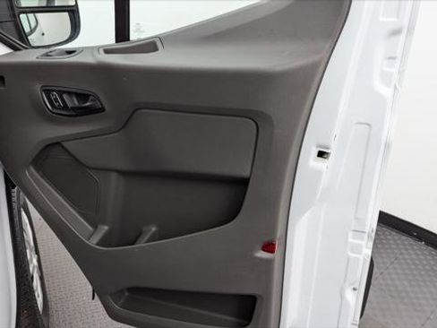 Used 2024 Ford Transit 250 Low Roof w/ Exterior Upgrade Package image 18