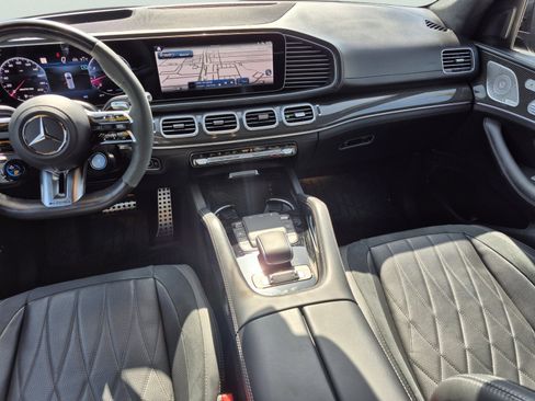 Used 2025 Mercedes-Benz GLS 63 AMG 4MATIC image 19
