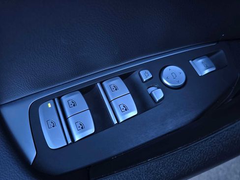 Used 2024 BMW X3 xDrive30i w/ Convenience Package image 23