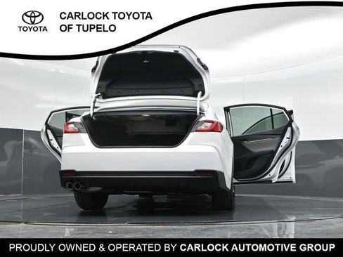 Used 2026 Toyota Camry SE FWD image 54
