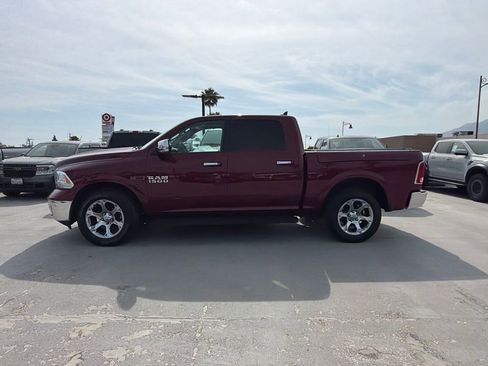 Used 2017 RAM 1500 Laramie w/ Convenience Group AWD/4WD image 4