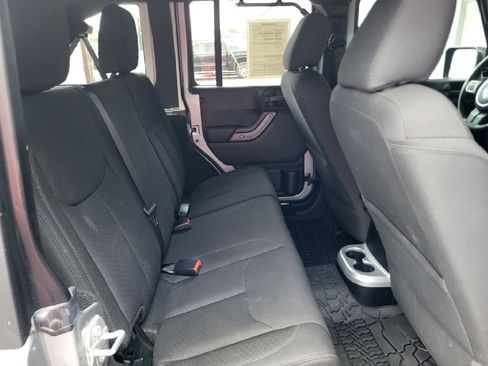 Used 2017 Jeep Wrangler Unlimited Sport w/ Quick Order Package 24S image 36