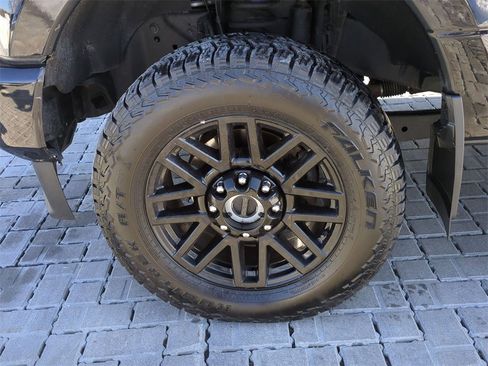 Used 2020 Ford F250 Lariat image 9