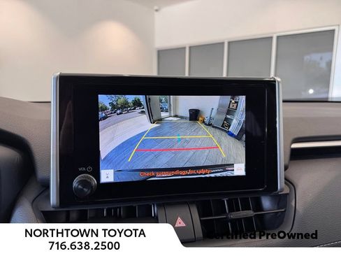 Used 2025 Toyota RAV4 XLE w/ Weather Package AWD/4WD image 10