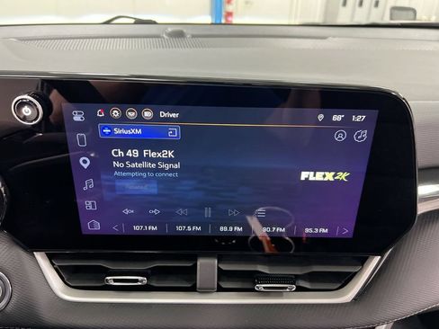 Used 2026 Chevrolet Equinox LT w/ Midnight Edition AWD/4WD image 14