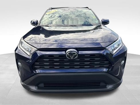 Used 2021 Toyota RAV4 XLE Premium AWD/4WD image 8
