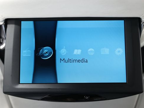 Used 2017 Rolls-Royce Ghost image 75